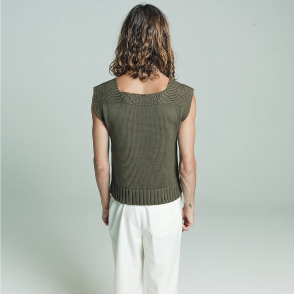 Second Layer Life Saver Vest in Olive - Picture 4 of 9
